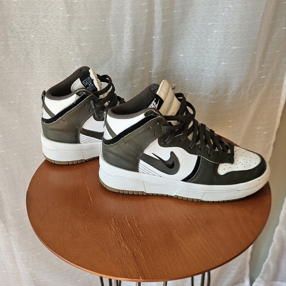 Nike Dunk High Up Shoes Womens Cargo Khaki Size 8